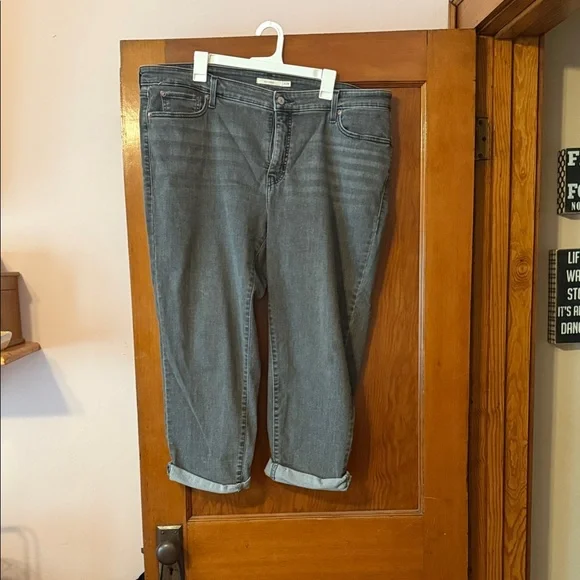 Levi's Men's Relaxed Fit Gray Jeans - Picture 1 of 2